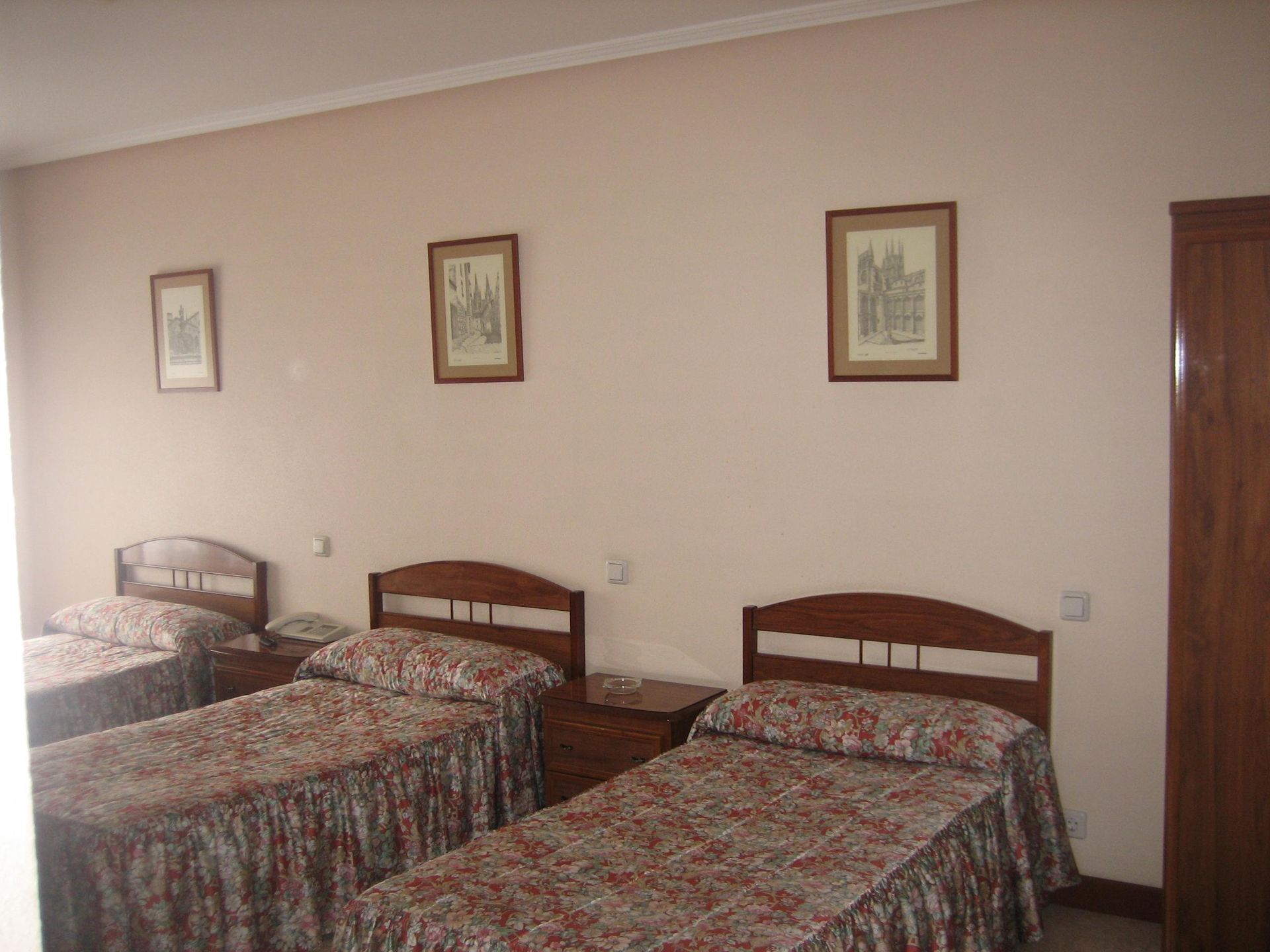 Hostal-Restaurante Hermanos Gutiérrez